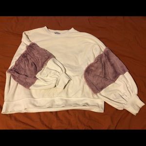 zara sweatshirt, faux fur bell sleeves